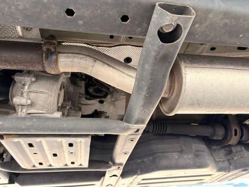 Used 2023 Jeep Gladiator Overland AWD/4WD image 30