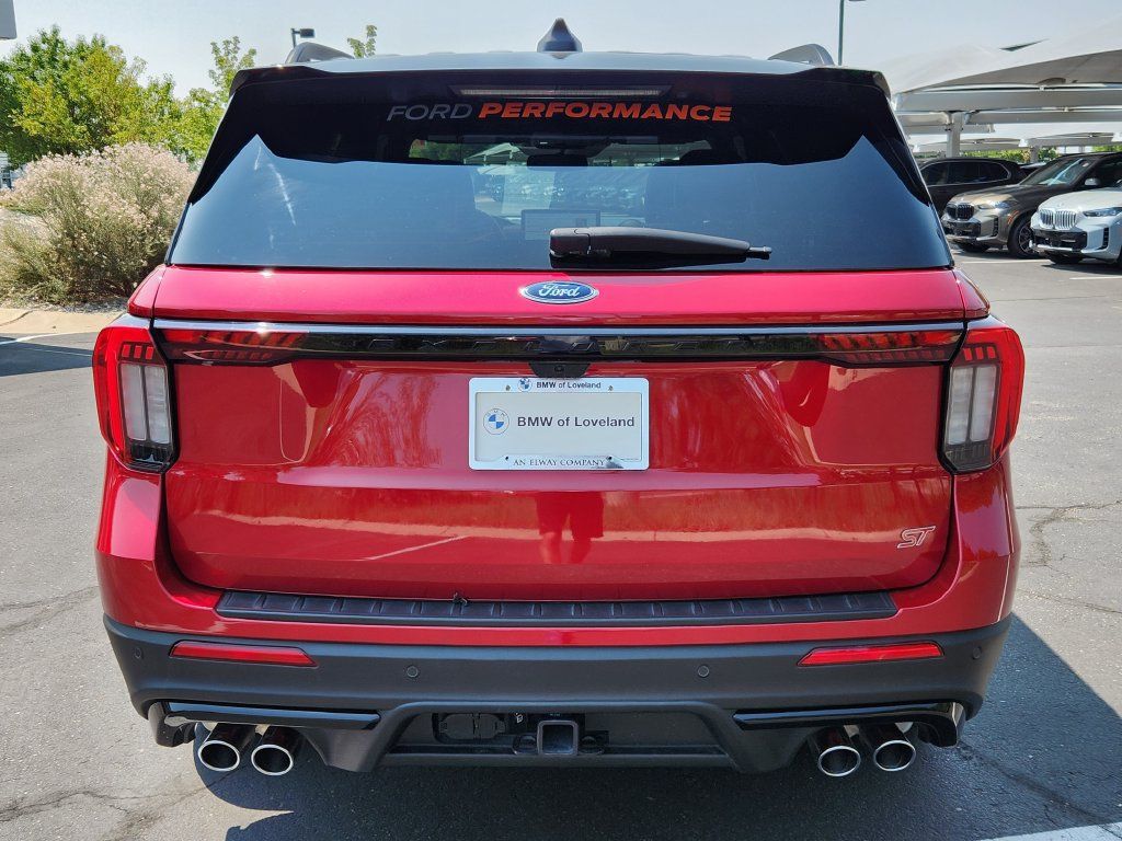 Used 2025 Ford Explorer ST AWD/4WD image 15