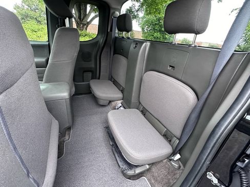 Used 2017 Nissan Frontier S RWD image 15