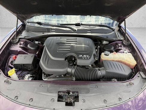 Used 2020 Dodge Charger SXT w/ Blacktop Package RWD image 25