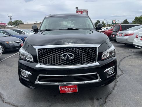Used 2017 INFINITI QX80 4WD w/ Driver Assistance Package image 3