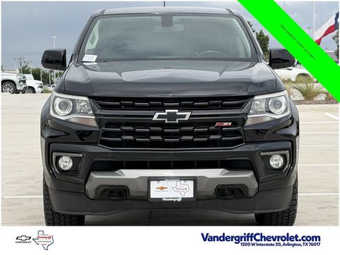 Used 2021 Chevrolet Colorado Z71 w/ Z71 Midnight Edition AWD/4WD image 8