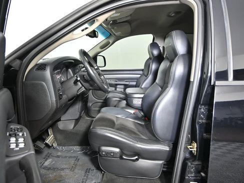 Used 2005 Dodge Ram 1500 Truck 2WD Quad Cab image 21