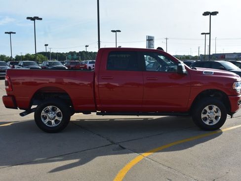 Used 2024 RAM 2500 Big Horn w/ Level 2 Equipment Group AWD/4WD image 4