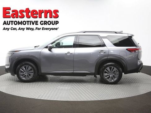 Used 2022 Nissan Pathfinder SV AWD/4WD image 63