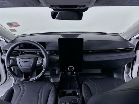 Used 2021 Ford Mustang Mach-E Premium image 35