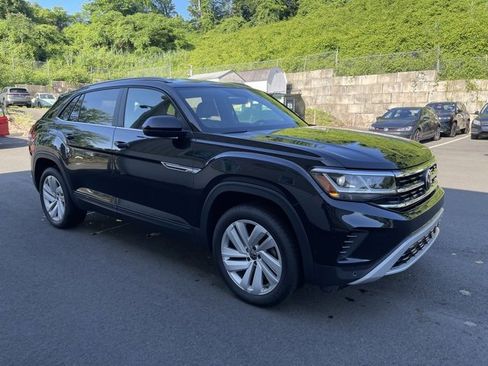 Used 2021 Volkswagen Atlas Cross Sport SE image 13