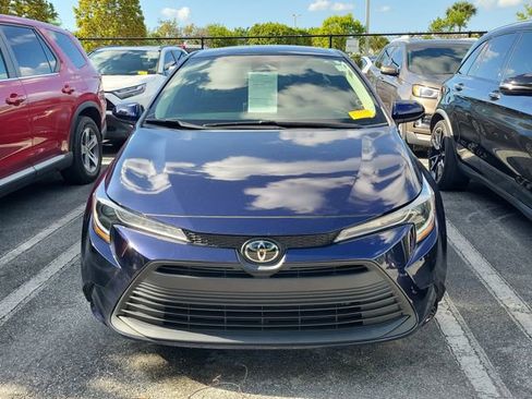 Used 2024 Toyota Corolla LE FWD image 2