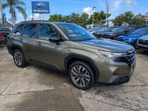 Certified 2025 Subaru Forester Touring AWD/4WD image 2