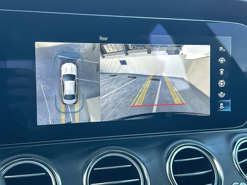 Used 2023 Mercedes-Benz E 350 4MATIC Sedan image 19