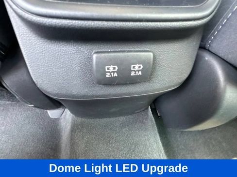 Used 2020 Subaru Outback Premium w/ Popular Package #1 AWD/4WD image 12