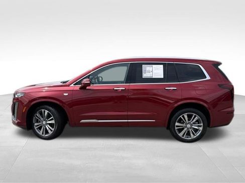 Used 2020 Cadillac XT6 Premium Luxury AWD/4WD image 2