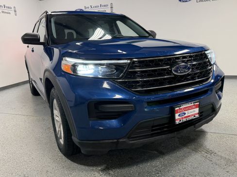 Used 2020 Ford Explorer XLT w/ Comfort Package image 36