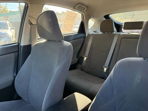 Used 2015 Toyota Prius Two image 14