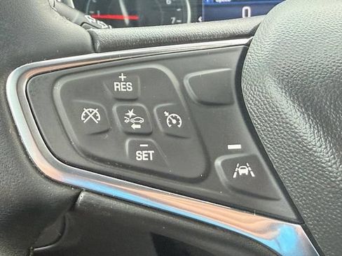Used 2024 Chevrolet Equinox LT w/ LPO, Floor Liner Package FWD image 13