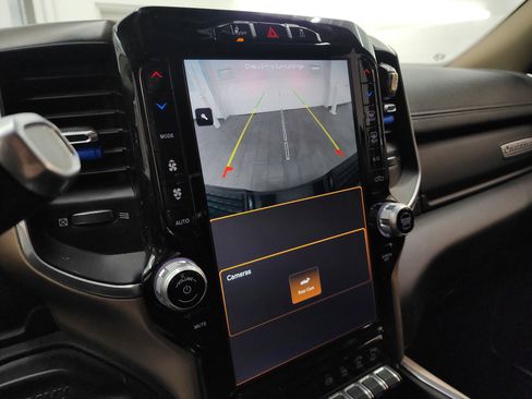 Used 2022 RAM 2500 Laramie image 14