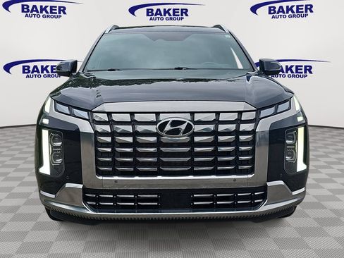 Used 2024 Hyundai Palisade Calligraphy AWD/4WD image 2