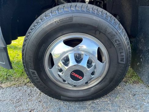 Used 2015 GMC Sierra 3500 SLT AWD/4WD image 10