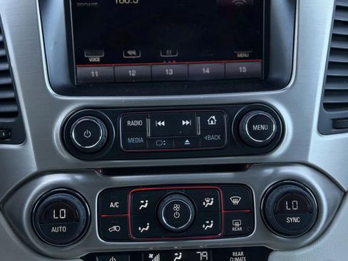 Used 2015 GMC Yukon XL Denali w/ Premium Package image 34