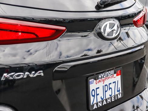 Used 2023 Hyundai Kona SE w/ Cargo Package FWD image 10