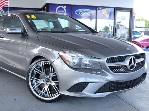 Used 2016 Mercedes-Benz CLA 250 image 2