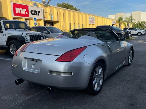 Used 2007 Nissan 350Z Touring image 12