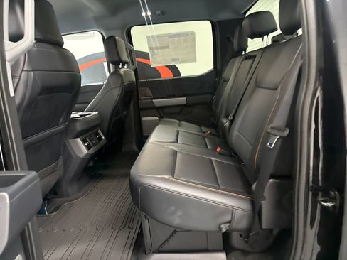 New 2026 Ford F250 Lariat w/ Black Appearance Package AWD/4WD image 13