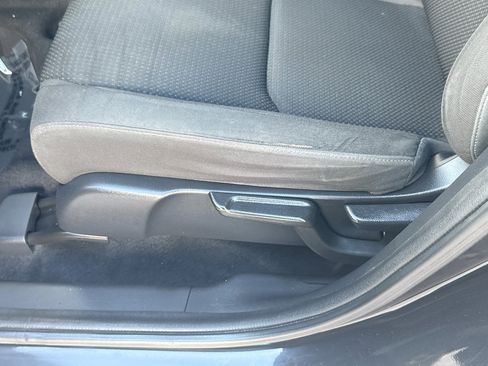 Used 2021 Honda HR-V Sport image 17
