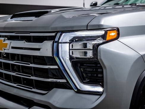 Used 2024 Chevrolet Silverado 2500 LTZ w/ LTZ Plus Package image 14