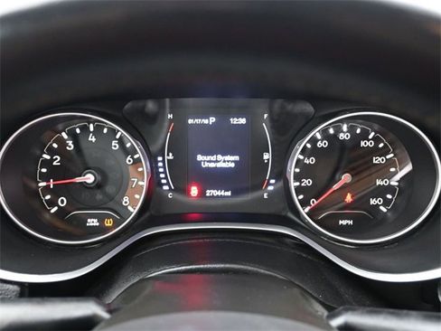 Used 2020 Jeep Compass Latitude w/ Cold Weather Group image 12