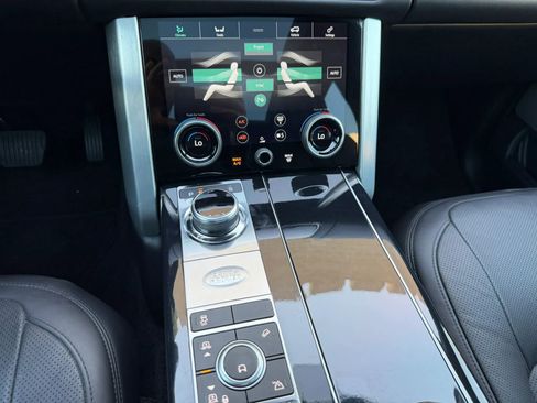 Used 2019 Land Rover Range Rover Supercharged image 26