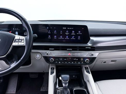 Used 2024 Kia Telluride S w/ S Sunroof Package image 8