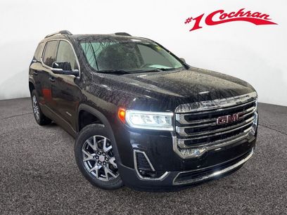 Used 2023 GMC Acadia SLT w/ Preferred Package