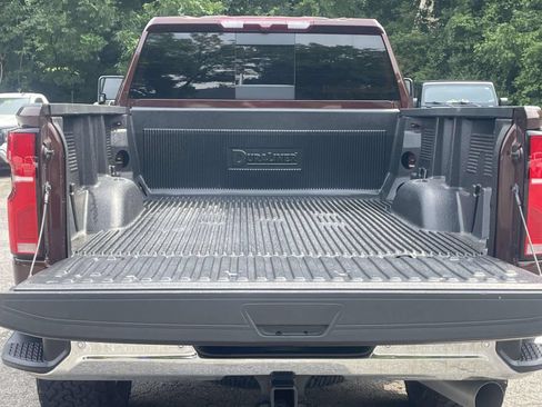 Used 2024 Chevrolet Silverado 2500 LTZ w/ LTZ Plus Package AWD/4WD image 6