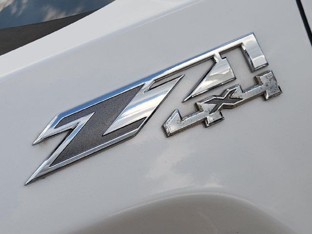 Used 2019 GMC Sierra 2500 SLT w/ Duramax Plus Package AWD/4WD image 11