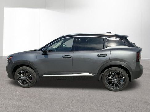 Used 2025 Nissan Kicks SR AWD/4WD image 6