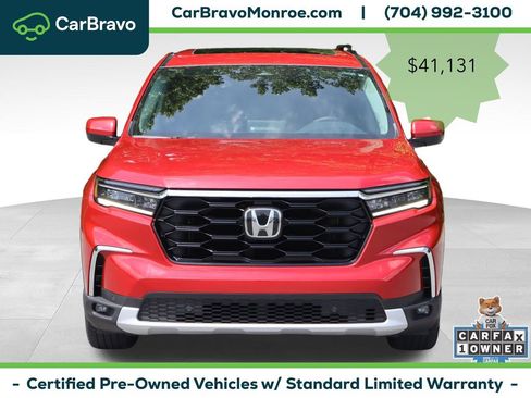 Used 2024 Honda Pilot Touring image 9