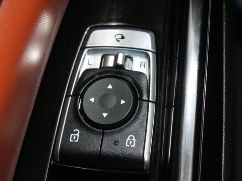 Used 2024 Kia Carnival SX FWD image 28