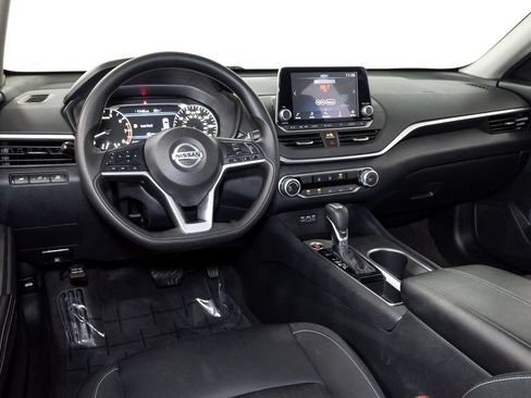 Used 2022 Nissan Altima 2.5 SV FWD image 7