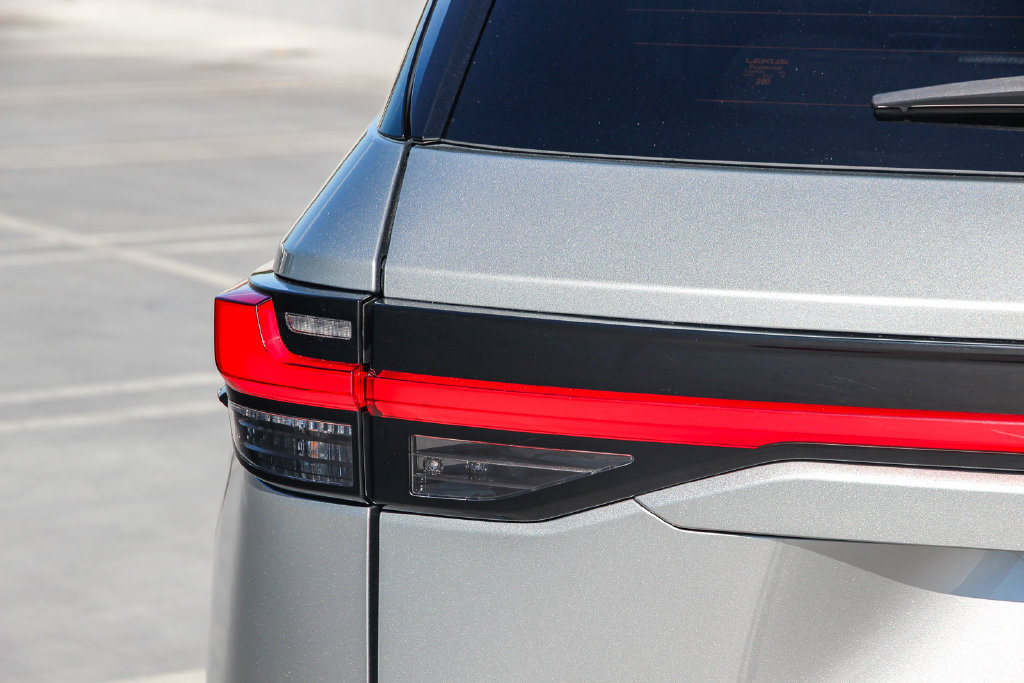 Certified 2024 Lexus TX 350 FWD w/ Technology Package image 8