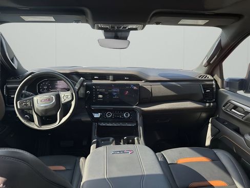 Used 2024 GMC Sierra 2500 AT4 w/ AT4 Premium Plus Package image 22