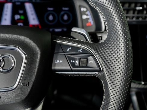 Used 2025 Audi RS Q8 performance image 46