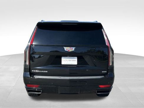 Used 2022 Cadillac Escalade ESV Sport Platinum image 4