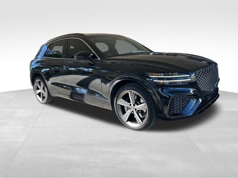 Used 2024 Genesis GV70 2.5T w/ Sport Prestige Package image 2