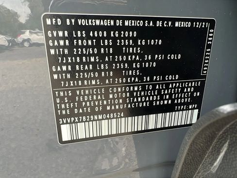 Used 2022 Volkswagen Taos SE image 32