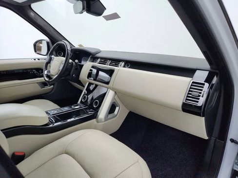 Used 2020 Land Rover Range Rover HSE image 13