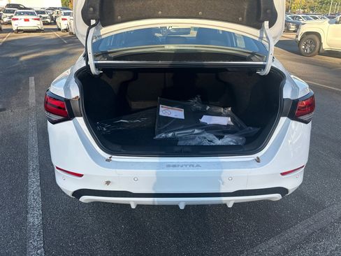 New 2025 Nissan Sentra SV image 18