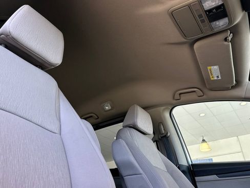 Used 2021 Honda Odyssey EX image 17