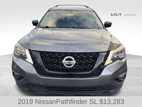 Used 2019 Nissan Pathfinder SL image 3