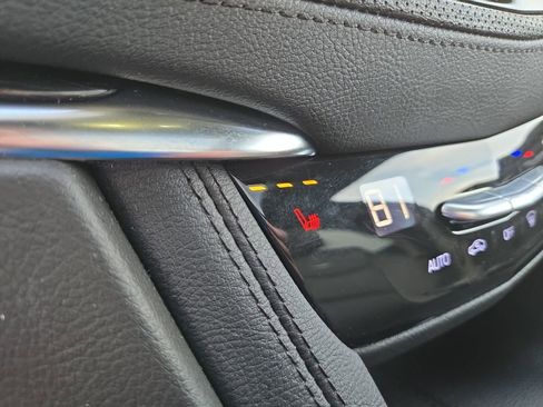 Certified 2022 Cadillac XT5 Premium Luxury image 29